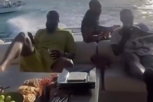 水晶宫vs纽卡斯尔联在线直播免费观看_水晶宫vs纽卡斯尔联在线直播_水晶宫vs纽卡斯尔联在线观看雷霆三少更愿跟谁当朋友？杨毅曾谈：登哥啊会带我玩！KD只打球